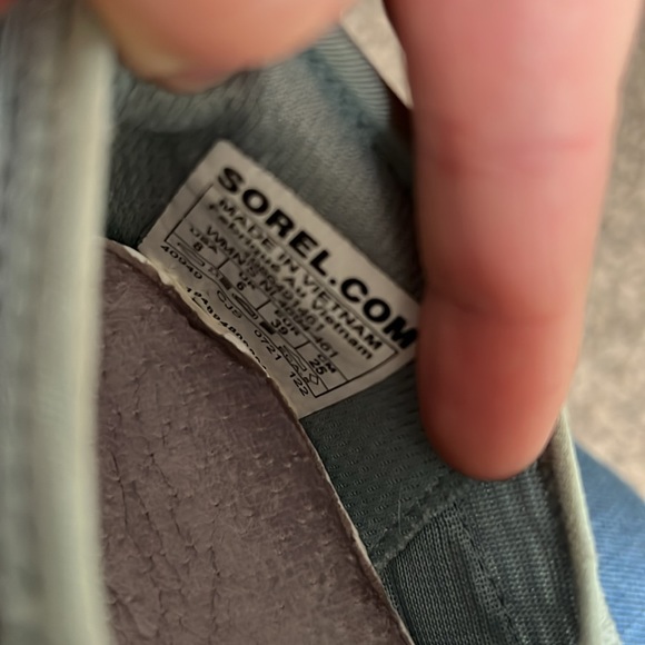 Sorel kinetic impact sneakers - Picture 5 of 6